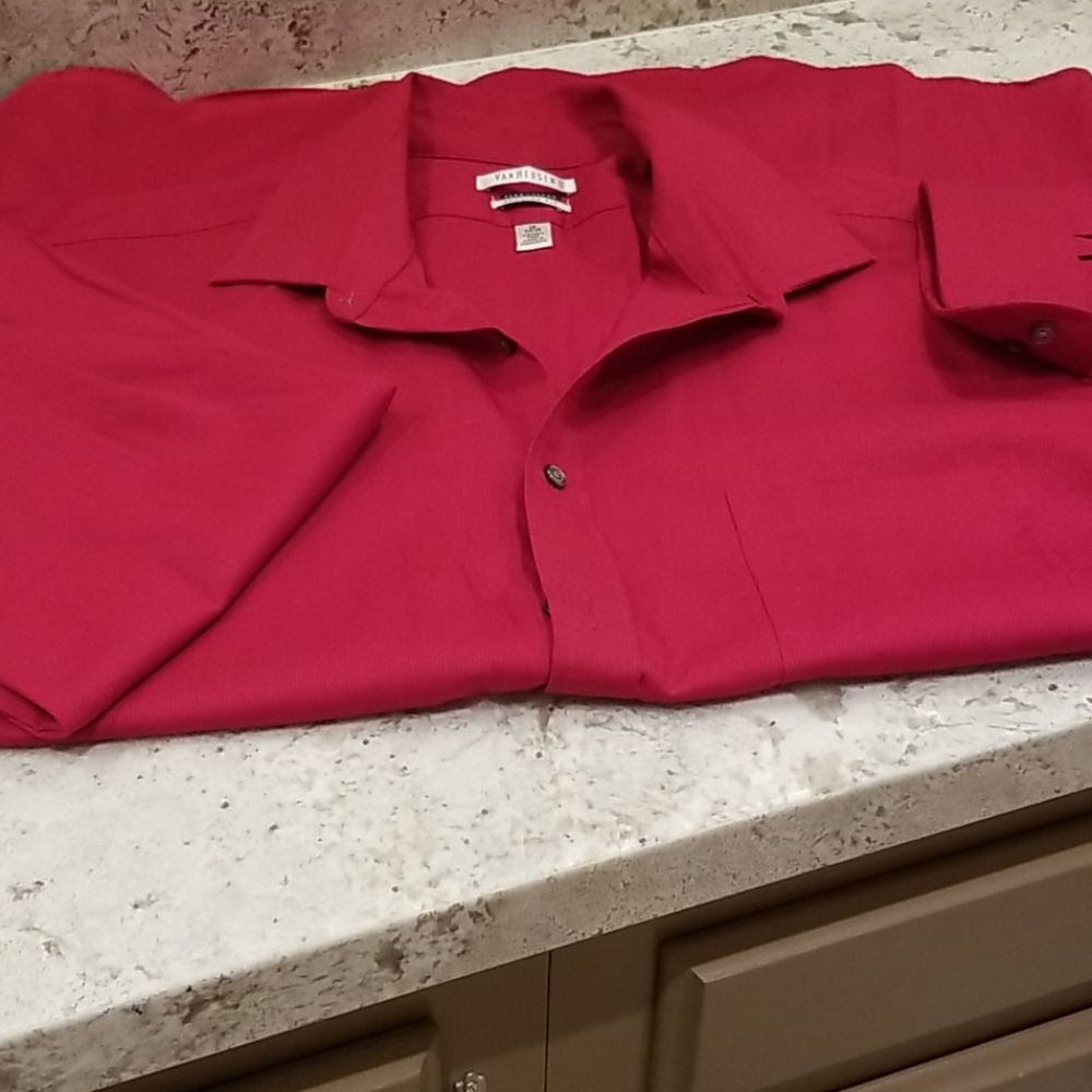 Van Heusen long sleeved dress shirt